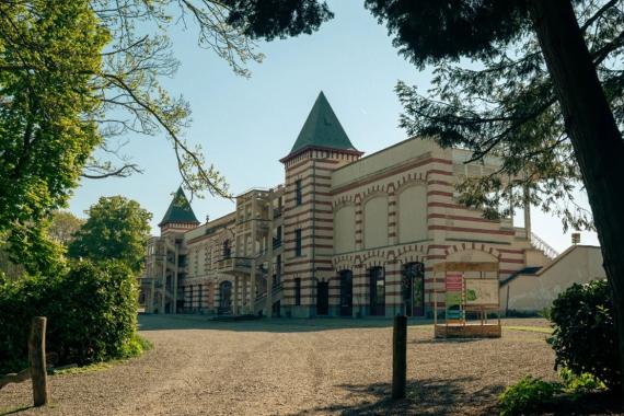 Hippodrohome - Les jardins - Batiment